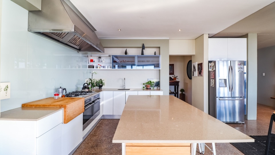 5 Bedroom Property for Sale in Humerail Eastern Cape